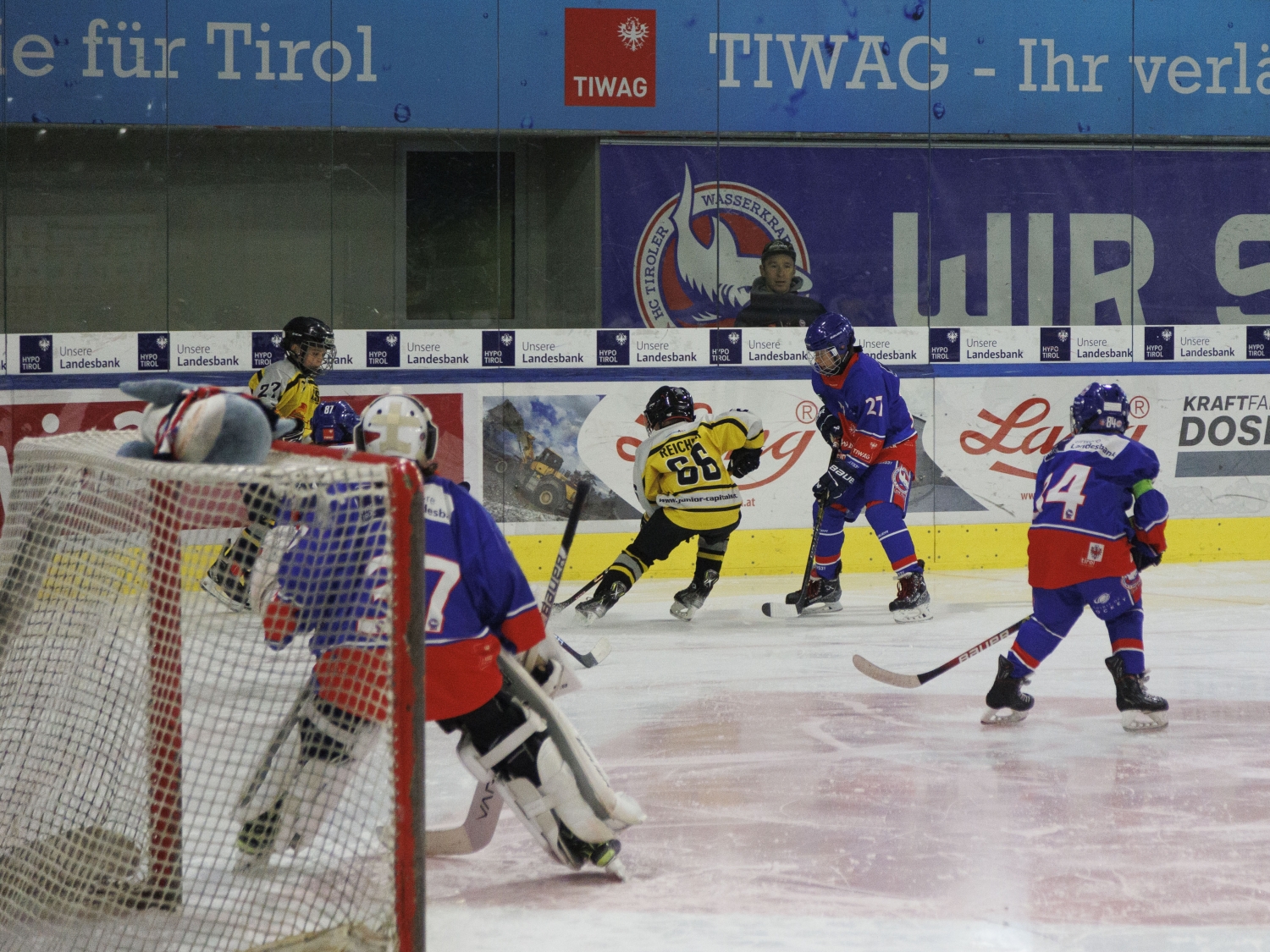 Preview U11 Turnier Innsbruck HC Tiwag Innsbruck v. EAC Junior Capitals (1).jpg
